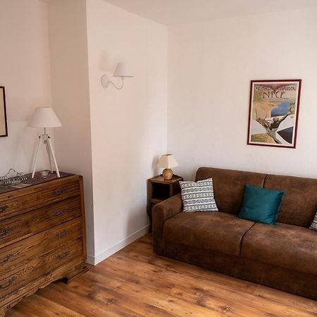 Appartement Place Des Cordeliers ディナン エクステリア 写真