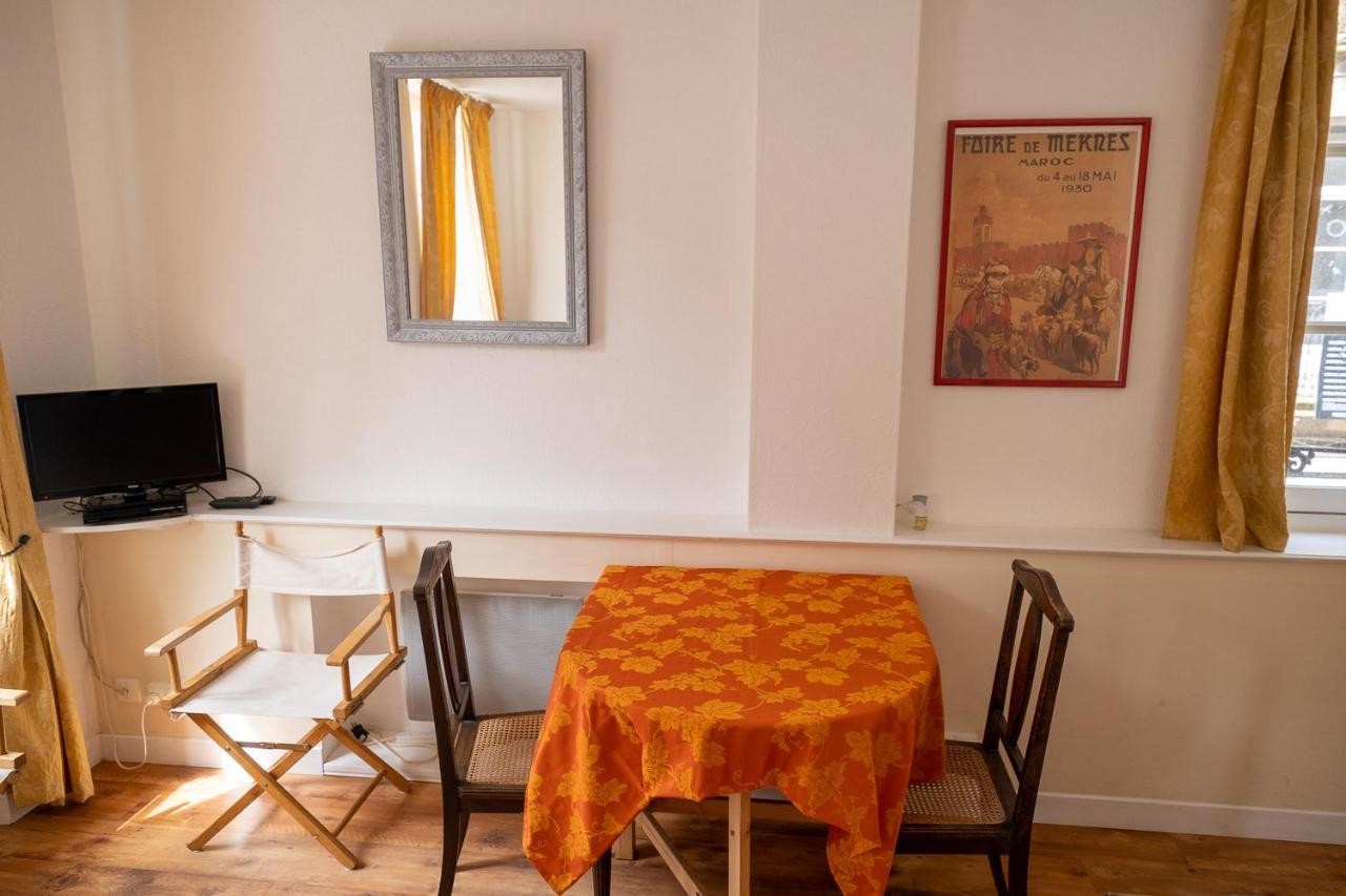 Appartement Place Des Cordeliers ディナン エクステリア 写真
